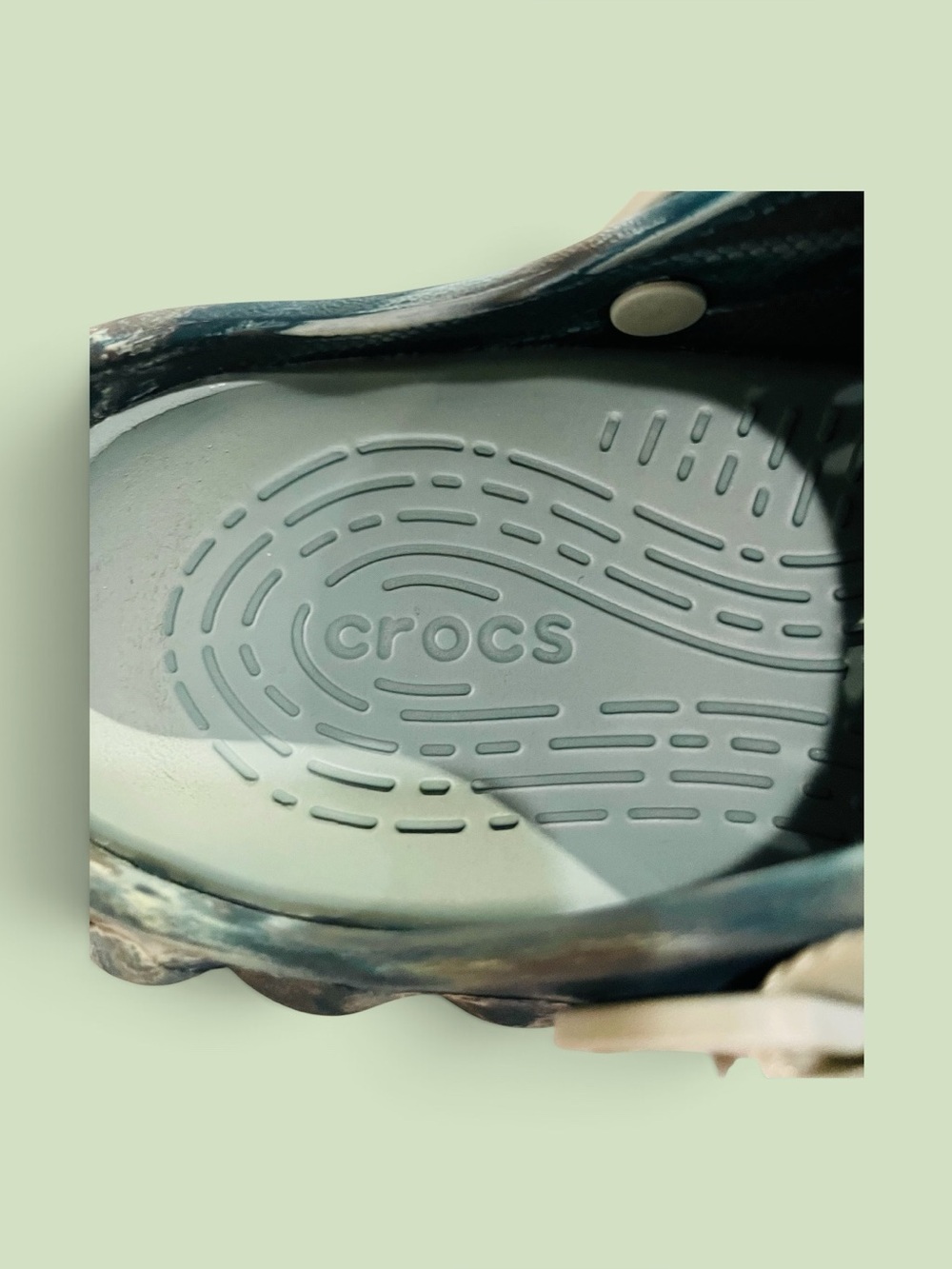 Crocs Men Echo Marbled Clogs in “Black sand/multi colorway. Slip on-   SIZE 8 - Picture 9 of 9
